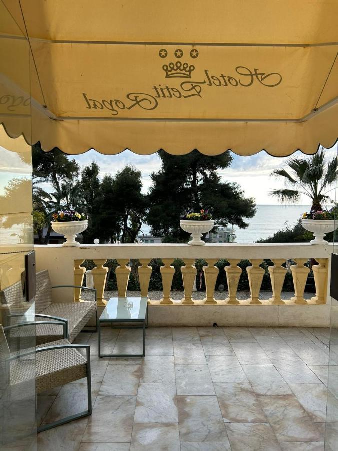 Hotel Petit Royal Оспедалети Екстериор снимка