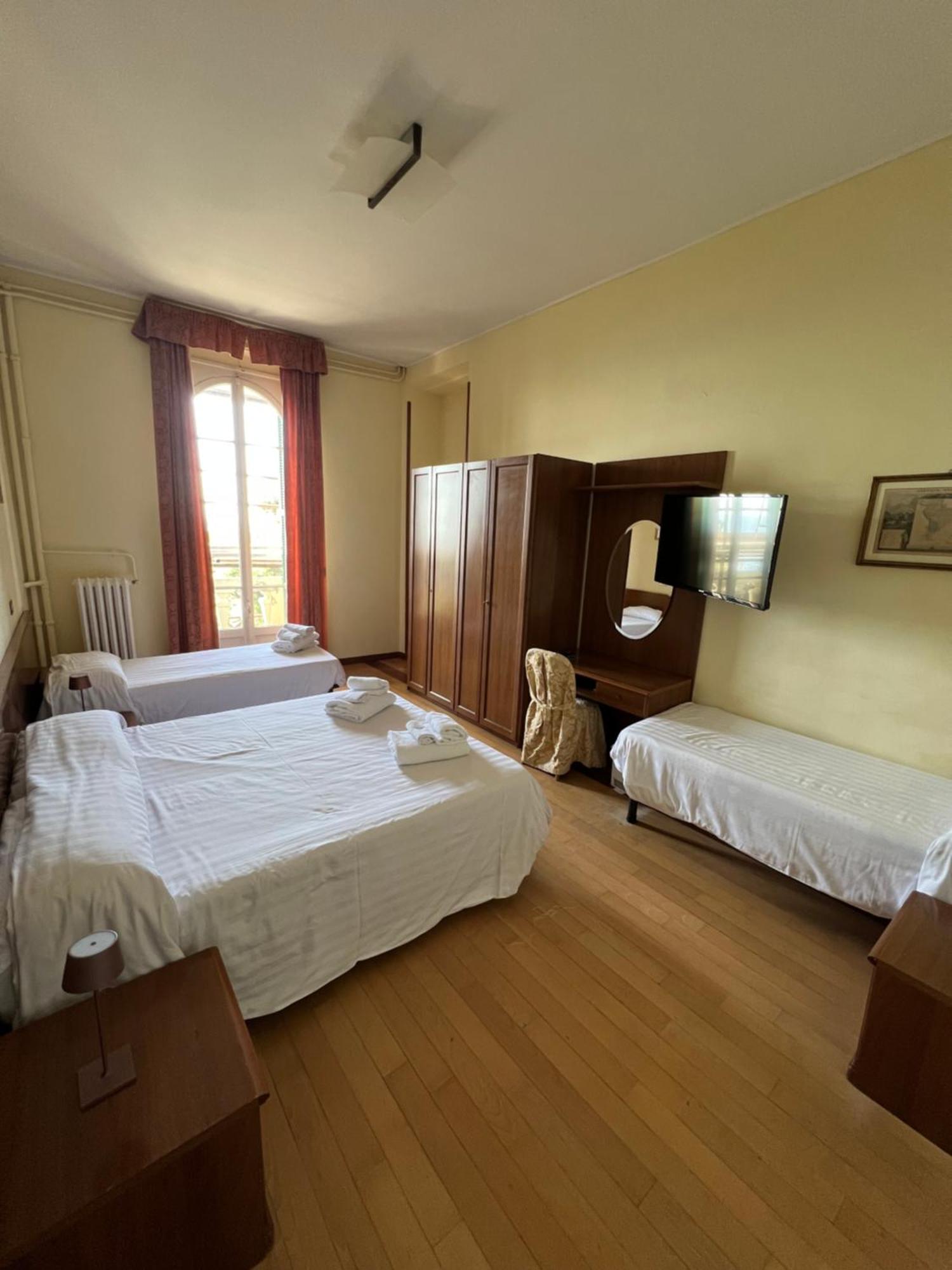 Hotel Petit Royal Оспедалети Екстериор снимка